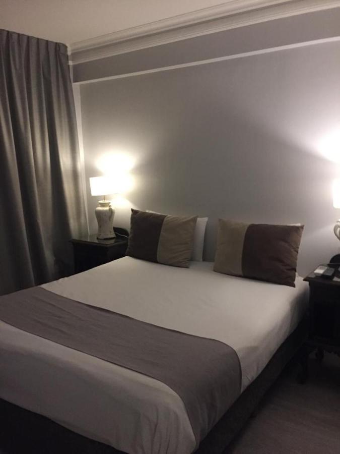 ยูนีค เอ็กเซกคูทีฟ ชาโต โฮเทล Hotel บัวโนสไอเรส ภายนอก รูปภาพ